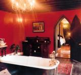 castle hotel bathroom