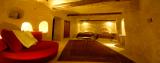 luxurious cave rooms