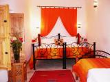 Our spacious ground floor Orange Twin / Family Bedroom